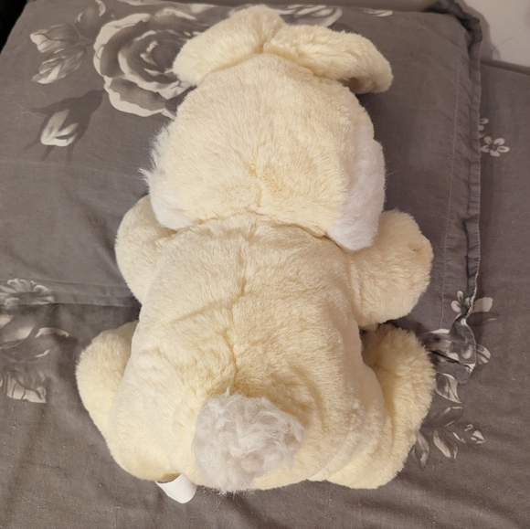 🌟3/$20🌟 - Stuffed Bunny - Picture 4 of 5